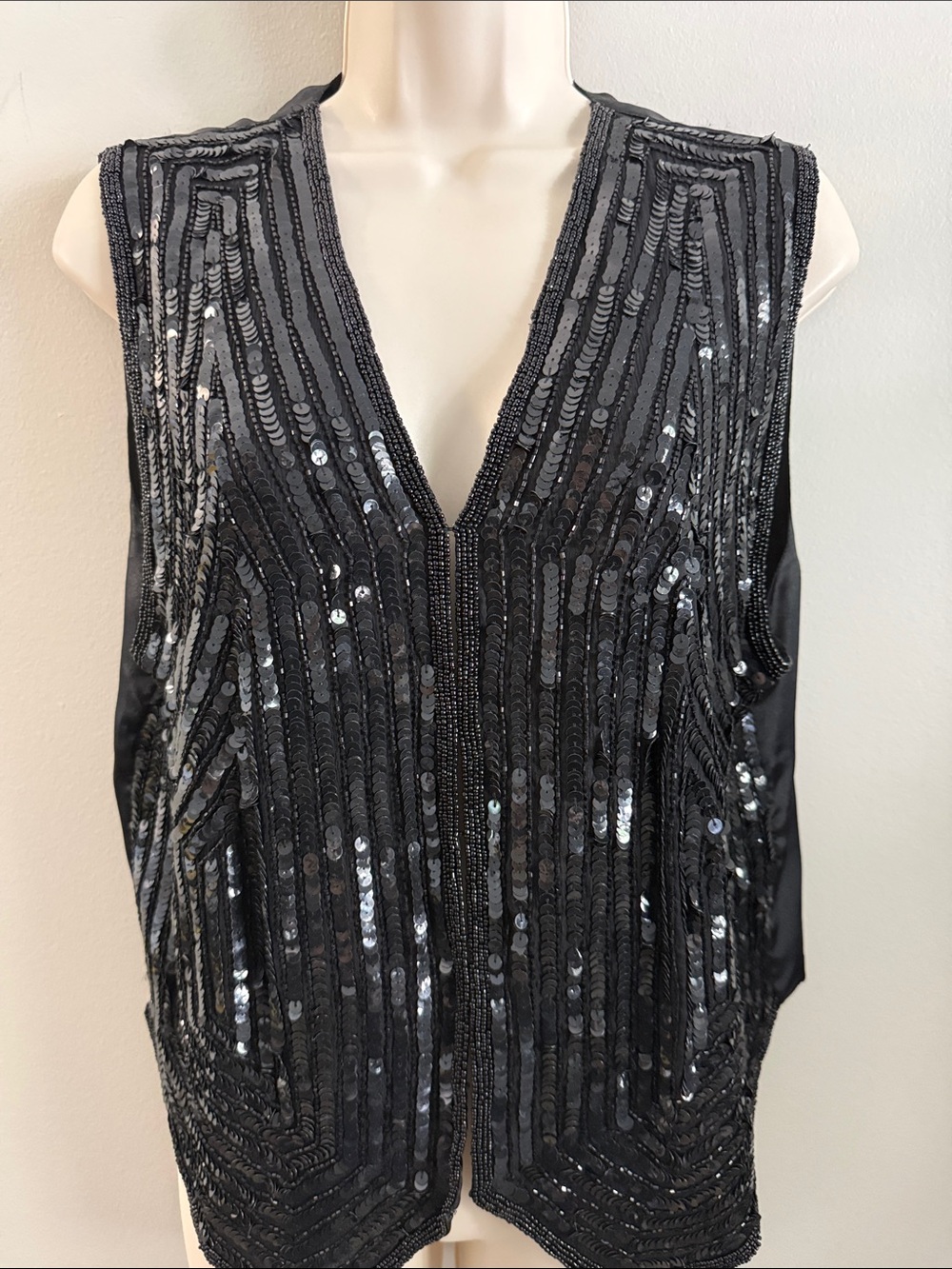 Vintage Arlando Black Sequin V-Neck Vest - Women Size Medium Silk